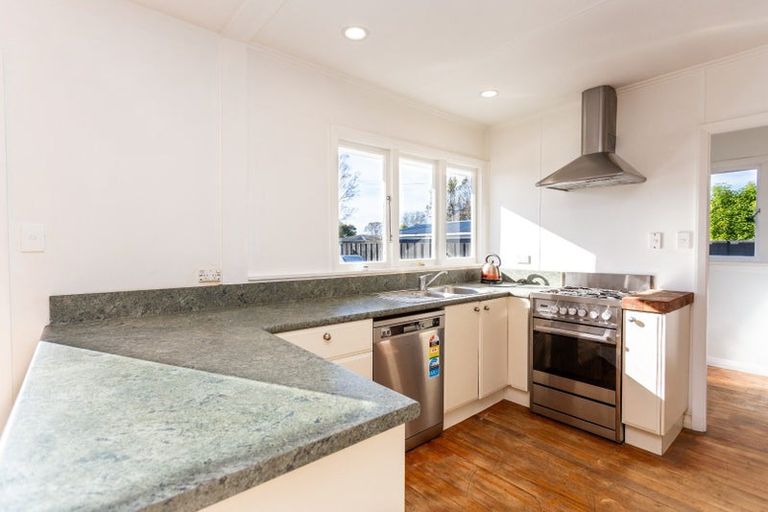 Photo of property in 66 Brookside Terrace, Bryndwr, Christchurch, 8053