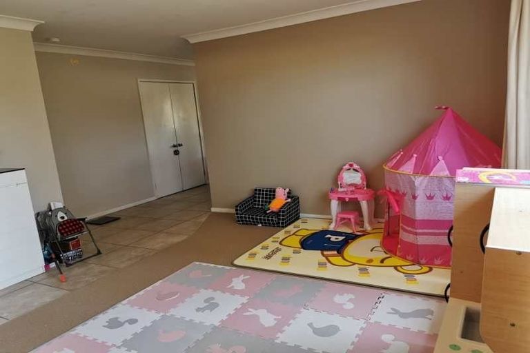 Photo of property in 25 Brigham Young Drive, Albany, Auckland, 0632