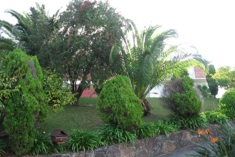 Photo of property in 6 Fairmount Road, Titirangi, Auckland, 0604