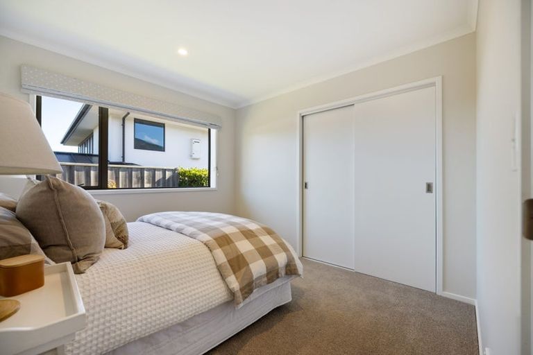 Photo of property in 5 Dove Grove, Westmorland, Christchurch, 8025