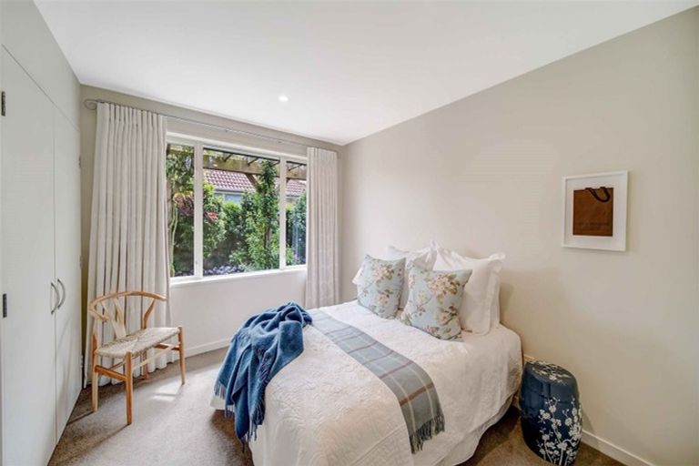 Photo of property in 7 Oratia Grove, Northwood, Christchurch, 8051