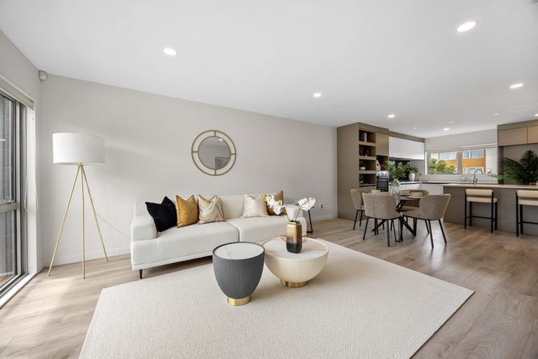 Photo of property in 4 Meritage Lane, Te Atatu South, Auckland, 0610