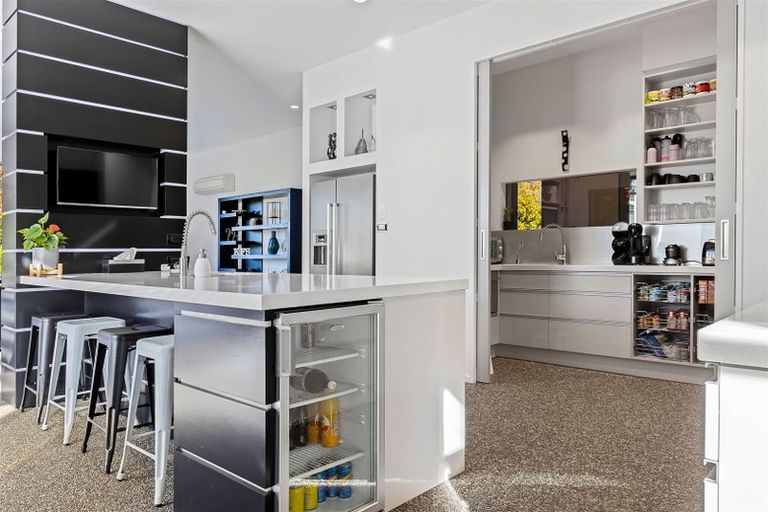 Photo of property in 97e Englefield Road, Northwood, Christchurch, 8051