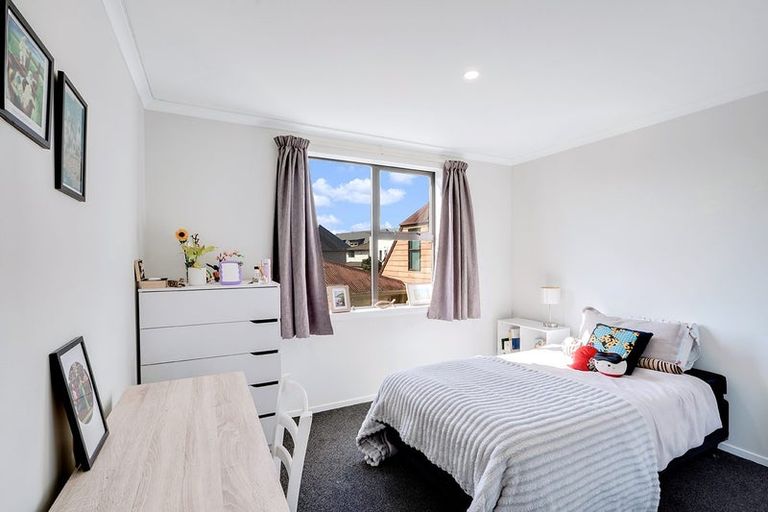 Photo of property in 2/12 Beaumont Street, Hamilton East, Hamilton, 3216