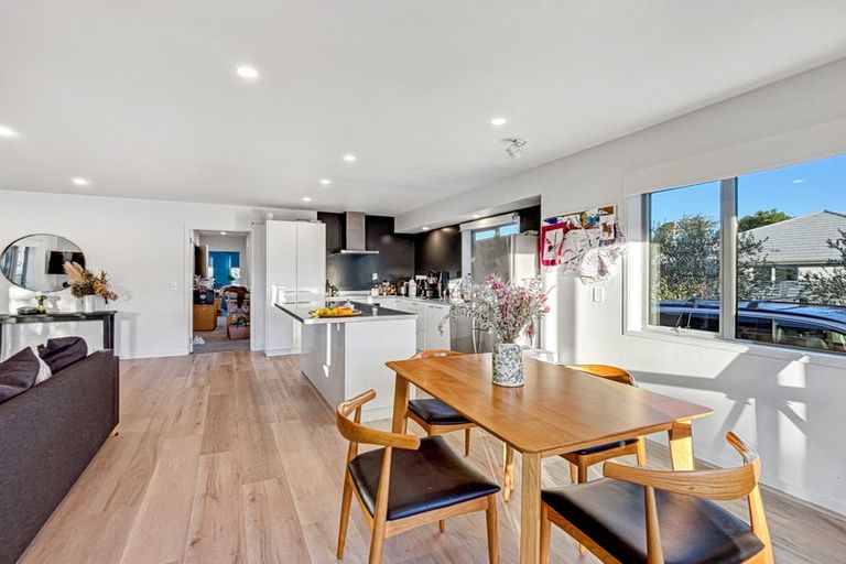 Photo of property in 233a Point Wells Road, Point Wells, 0986