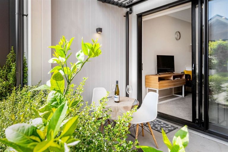 Photo of property in 54 Rangihina Road, Hobsonville, Auckland, 0616