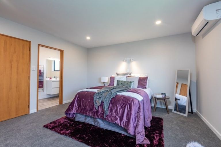 Photo of property in 76 Kapanui Road, Waikanae, 5036