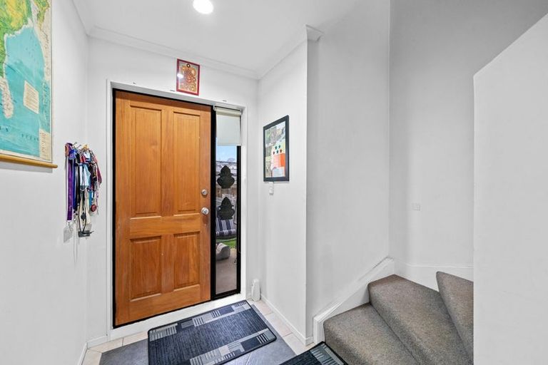 Photo of property in 83 Kamara Road, Glen Eden, Auckland, 0602