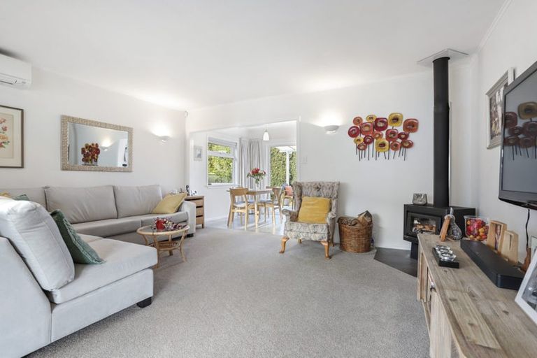 Photo of property in 89 Gloria Avenue, Te Atatu Peninsula, Auckland, 0610