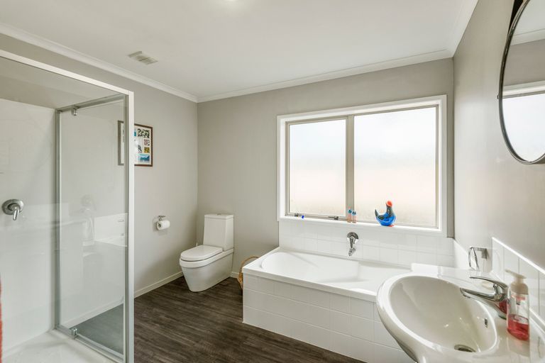 Photo of property in 121 Warrington Street, Mairehau, Christchurch, 8013