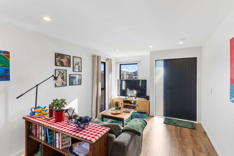 Photo of property in 12 Fairhall Street, Rolleston, 7615