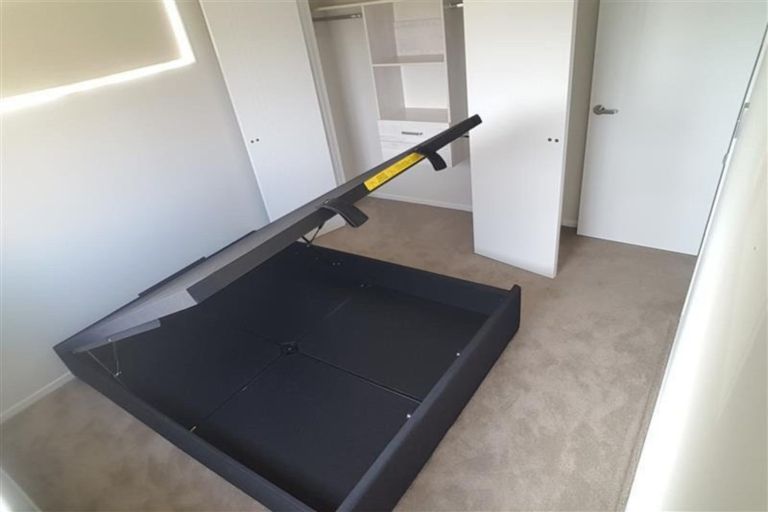 Photo of property in 37 Hikuawa Road, Flat Bush, Auckland, 2019