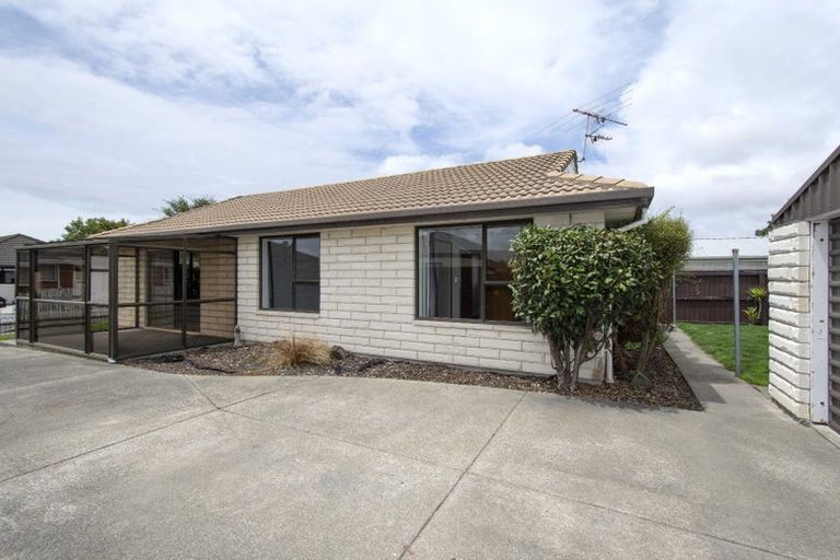 Photo of property in 1/46 Shannon Place, Belfast, Christchurch, 8051