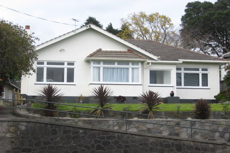 Photo of property in 185 Tukapa Street, Westown, New Plymouth, 4310