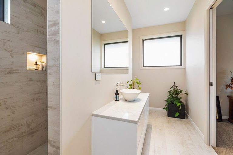 Photo of property in 24 Heartstone Place, Te Kamo, Kamo, 0185