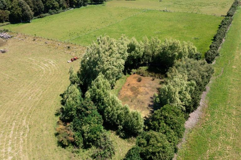 Photo of property in 459 Flora East, Makarewa, Invercargill, 9876