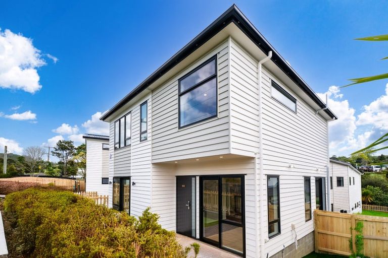 Photo of property in 25 Withers Road, Glen Eden, Auckland, 0602