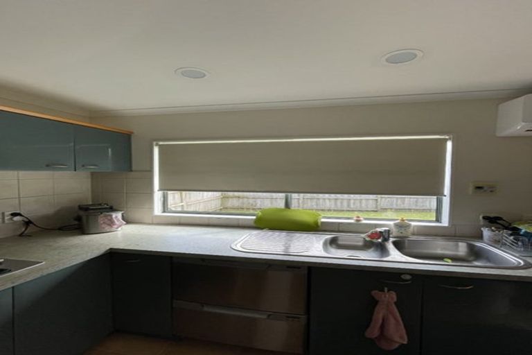 Photo of property in 212 Kilkenny Drive, East Tamaki Heights, Auckland, 2016