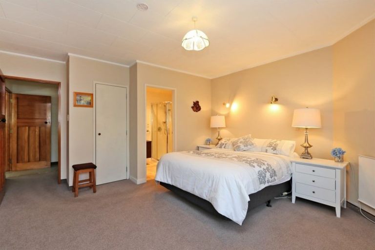 Photo of property in 3 Russell Street, Waipukurau, 4200