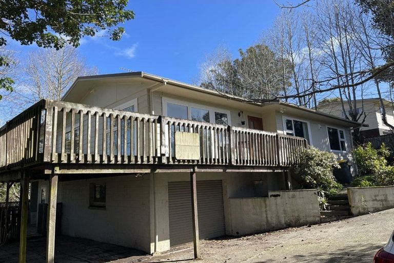 Photo of property in 72 Fitzwater Place, Henderson, Auckland, 0612