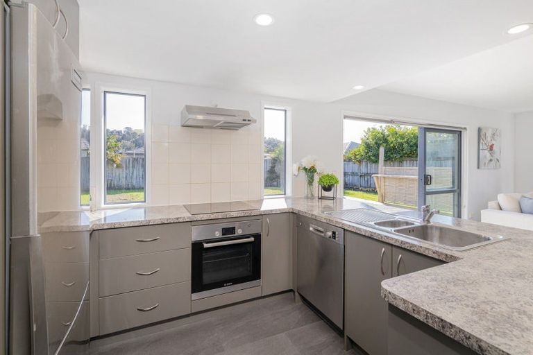 Photo of property in 8 Captain Wood Avenue, Whitianga, 3510