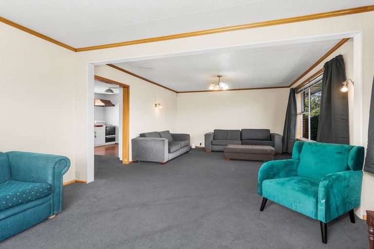 Photo of property in 21 Lochee Road, Upper Riccarton, Christchurch, 8041