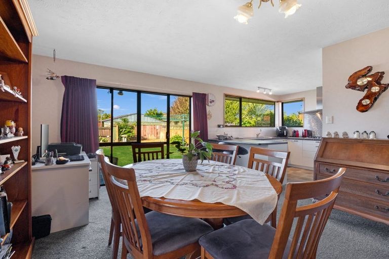 Photo of property in 20 Briarmont Street, Avondale, Christchurch, 8061