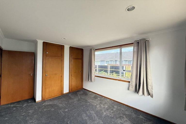 Photo of property in 40 Frensham Crescent, Woolston, Christchurch, 8062