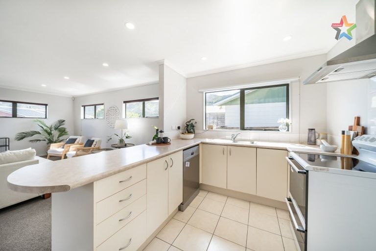 Photo of property in 5b Kilkenny Grove, Wainuiomata, Lower Hutt, 5014