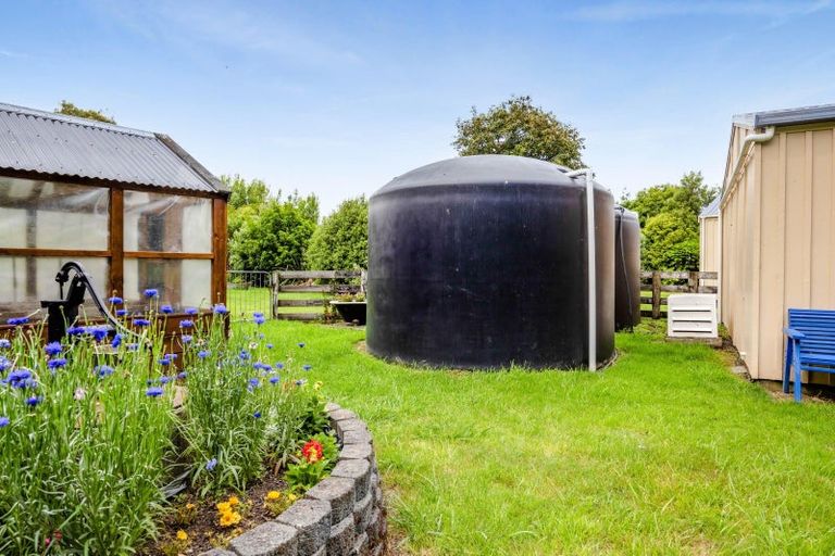 Photo of property in 414b Turuturu Road, Hawera, 4674