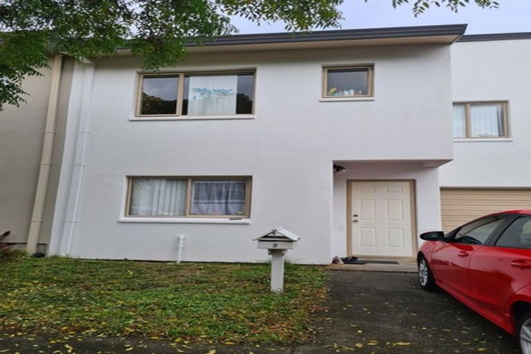 Photo of property in 3 Butia Avenue, Henderson, Auckland, 0612