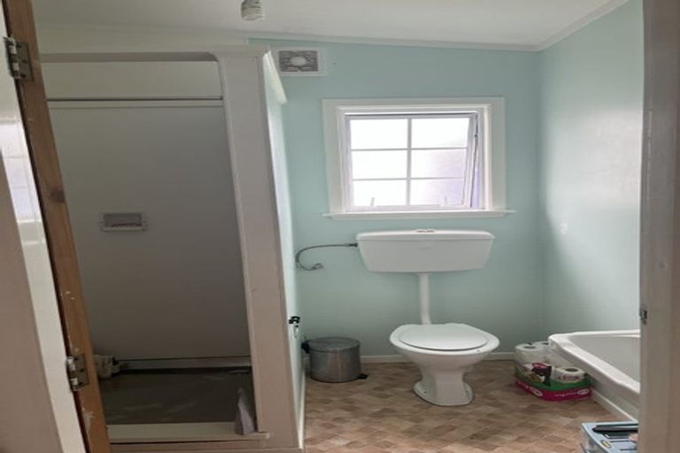 Photo of property in 26 Waimea Road, Waikanae Beach, Waikanae, 5036