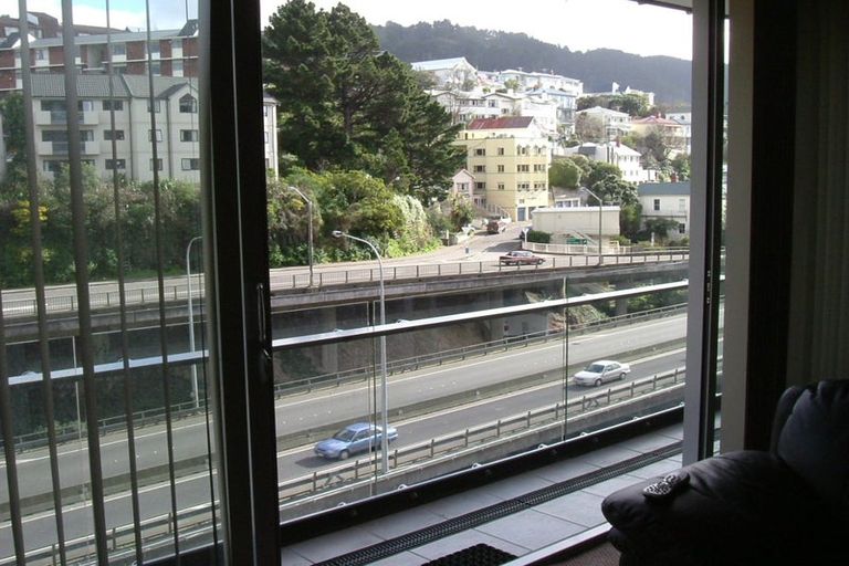 Photo of property in Montreaux Apartments, 4a/164 The Terrace, Wellington Central, Wellington, 6011