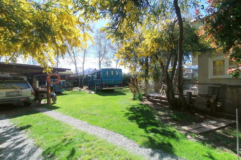 Photo of property in 12 Frye Crescent, Albert Town, Wanaka, 9305