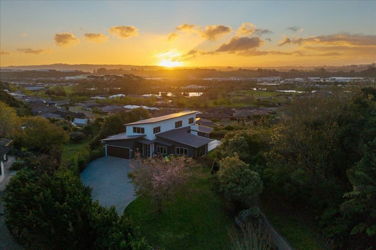 Photo of property in 21c Bradley Avenue, Pyes Pa, Tauranga, 3112