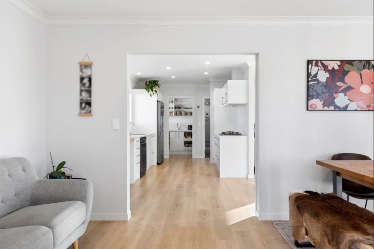 Photo of property in 4 Richmond Street, Cambridge, 3434