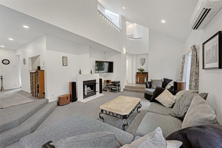 Photo of property in 1b Adrienne Place, Onehunga, Auckland, 1061