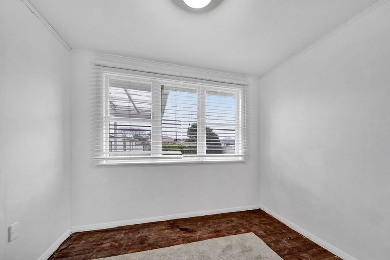 Photo of property in 7 Ramanui Avenue, Hawera, 4610