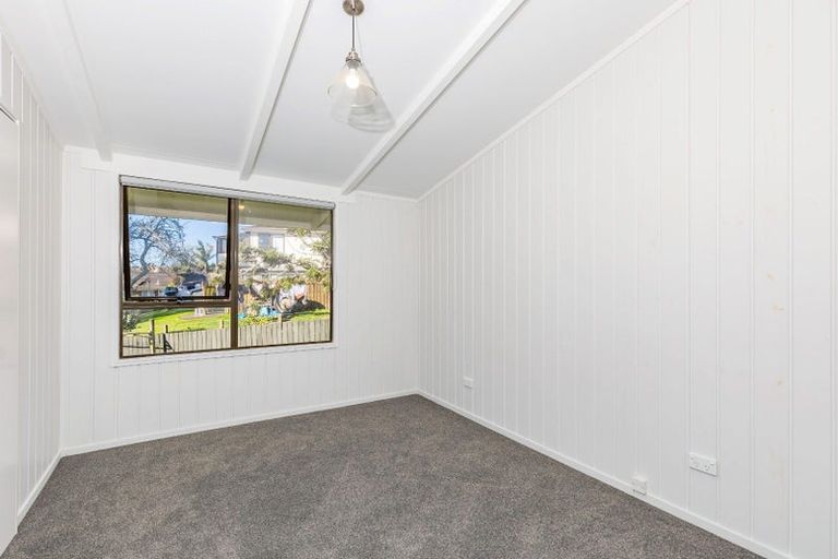 Photo of property in 9 Sherie Place, Howick, Auckland, 2014