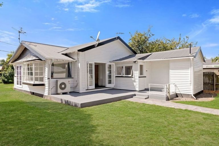 Photo of property in 232 Westminster Street, Mairehau, Christchurch, 8013