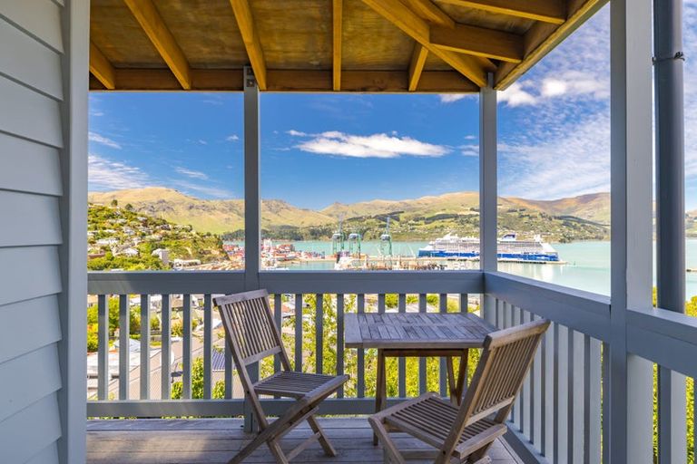 Photo of property in 24 Jacksons Road, Lyttelton, 8082