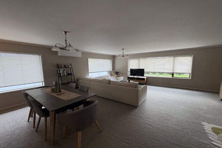 Photo of property in 3/43 Middle Road, Havelock North, 4130