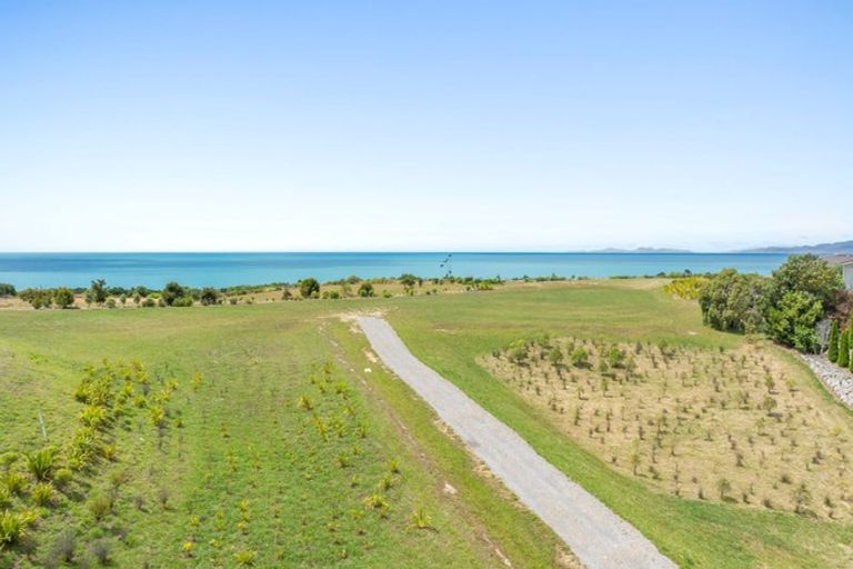 Photo of property in 112 Aporo Road, Ruby Bay, 7173