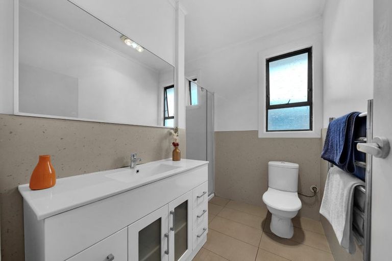 Photo of property in 5 Atkinson Avenue, Papatoetoe, Auckland, 2025