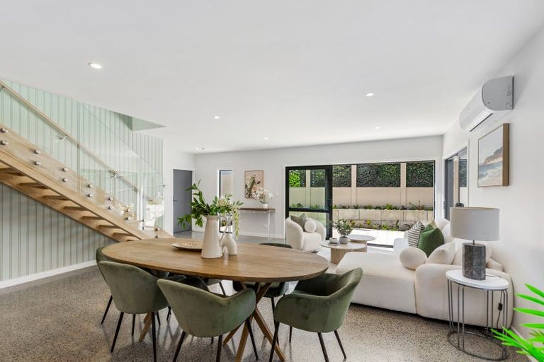 Photo of property in 15 Schnapper Rock Road, Greenhithe, Auckland, 0632