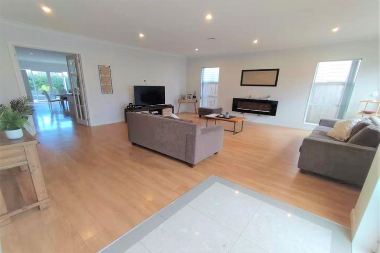 Photo of property in 69 Castlederg Drive, Flat Bush, Auckland, 2019