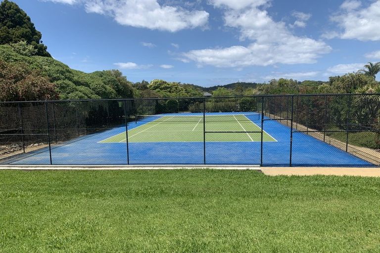 Photo of property in 4 Valencia Place, Matapouri, Whangarei, 0173