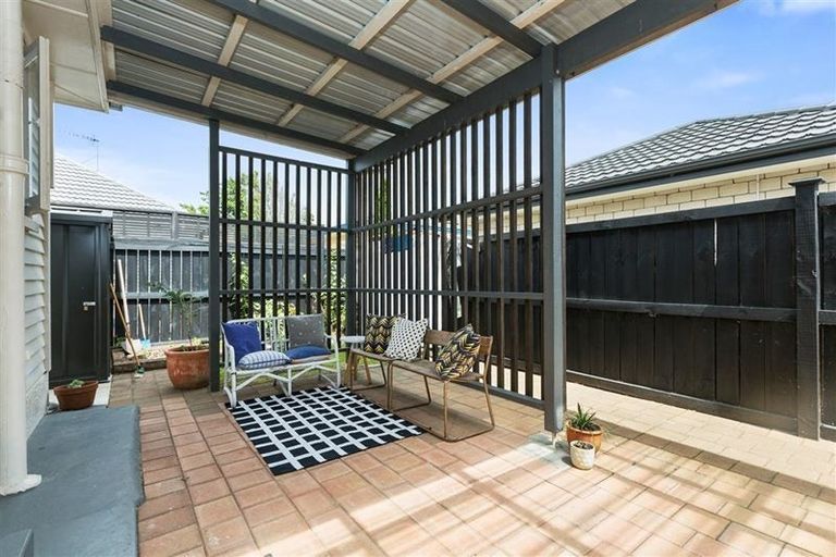 Photo of property in 13 Bernard Street, Avenues, Whangarei, 0110