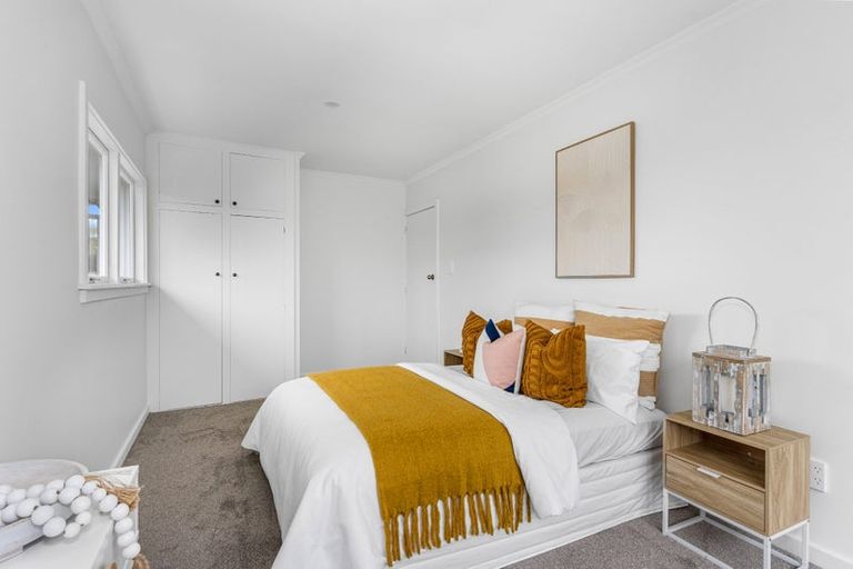 Photo of property in 33 Glenrowan Avenue, Avondale, Christchurch, 8061