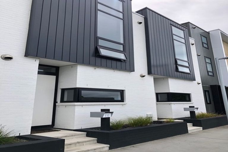 Photo of property in 234 Hobsonville Point Road, Hobsonville, Auckland, 0616